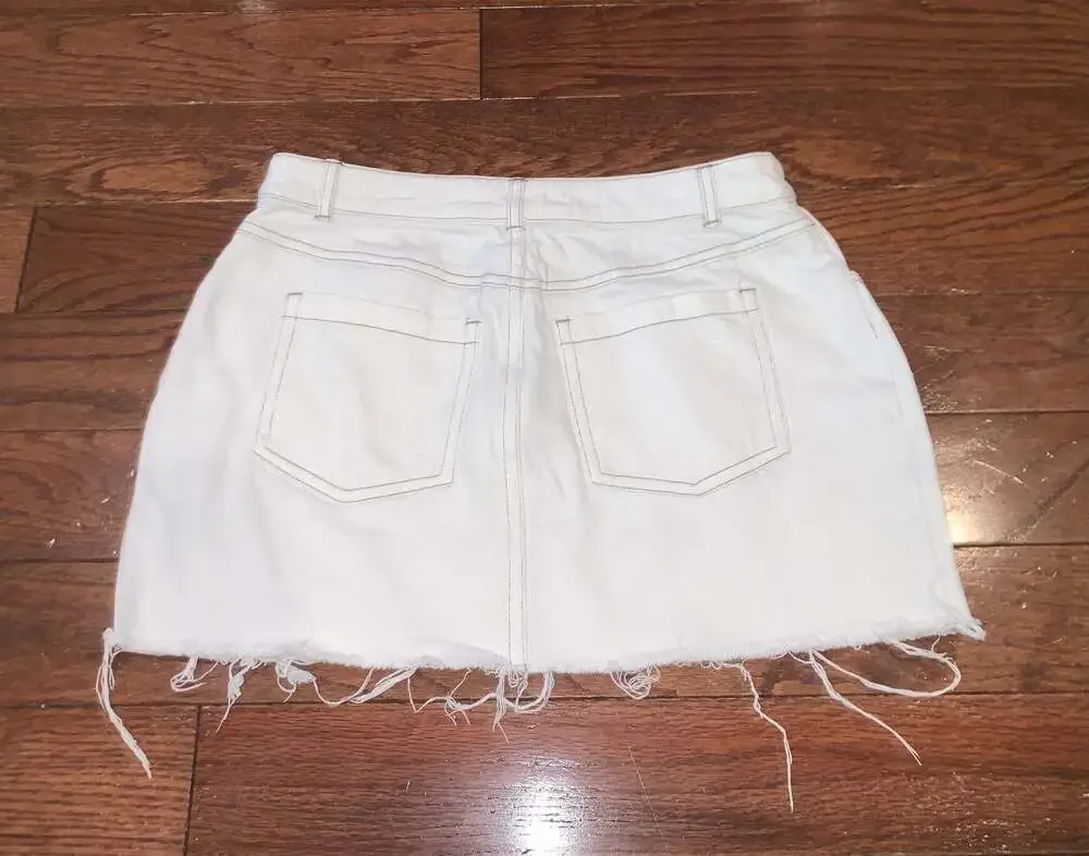 White Fox Mini Skirt Women’s S White Y2K Clean Girl‎